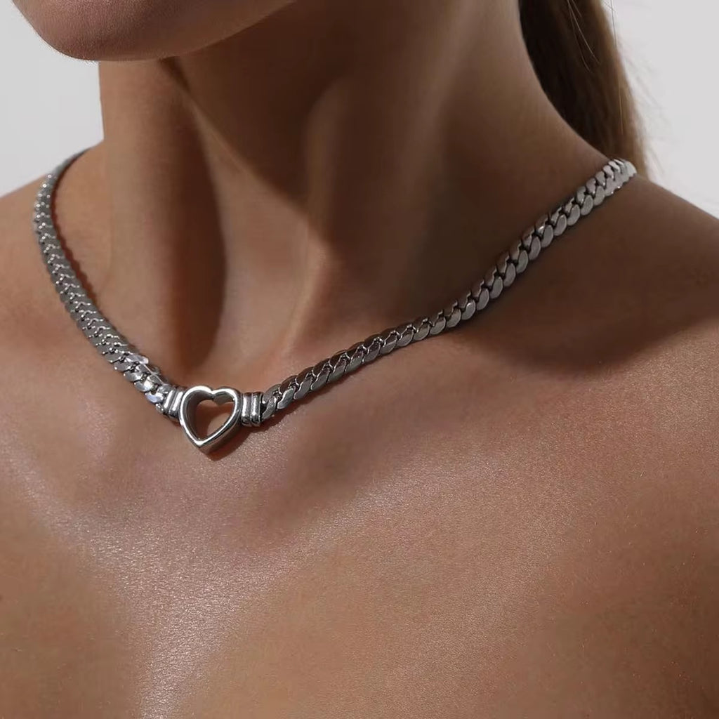 Acero inoxidable Chapado en platino Cadena cubana Hueco Boda Amor Corazón Collar No deslustre
